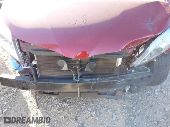 2019 Toyota Sienna LE Auto Access Seat with VIN 5TDKZ3DC5KS008650, listed as a IAAI auction lot 41245967 with 124,538 mi miles and . Bid and sale history available at DreamBid. Image 6.
