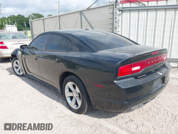 2013 Dodge Charger SE z VIN 2C3CDXBG4DH678292, wystawiony jako IAAI lot #42254453 z przebiegiem 269 450 mil mil oraz . Historia ofert i sprzedaży dostępna na DreamBid. Obrazek 3.