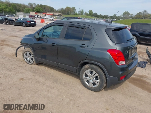 2019 Chevrolet Trax LS with VIN 3GNCJKSB4KL178849, listed as a IAAI auction lot 42006284 with 31,205 mi miles. Bid and sale history available at carsss.com. Image 3.