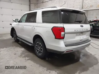 2023 Ford Expedition XLT with VIN 1FMJU1J83PEA51200, listed as a IAAI auction lot 42309932 with 43,965 mi miles and . Bid and sale history available at DreamBid. Image 3.