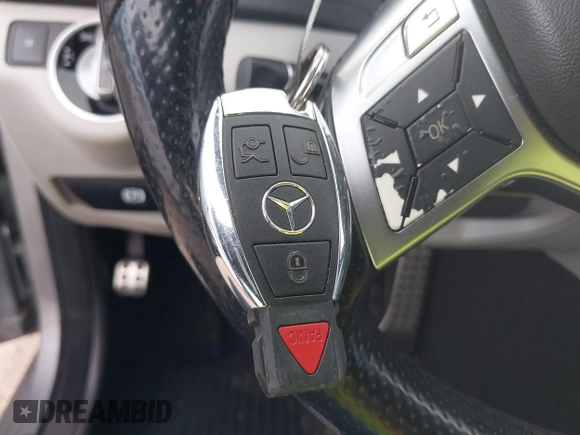 2014 Mercedes-Benz C 250 Sport with VIN WDDGF4HB7EG257087, listed as a IAAI auction lot 42169917 with 165,278 mi miles and . Bid and sale history available at DreamBid. Image 11.