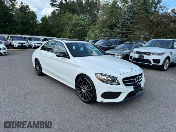 2018 Mercedes-Benz C 300 with VIN 55SWF4JB1JU274549, listed as a Copart auction lot 62408975 with 169,975 mi miles and Clean title. Bid and sale history available at DreamBid. Image 1.