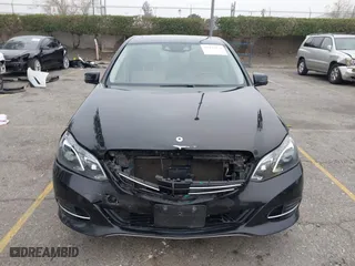 2016 Mercedes-Benz E-Class E 350 Sport with VIN WDDHF5KB5GB268771, listed as a IAAI auction lot 41437933 with 92,990 mi miles. Bid and sale history available at carsss.com. Image 12.