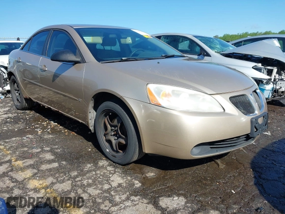 2007 Pontiac G6 with VIN 1G2ZG58B274268688, listed as a IAAI auction lot 41995648 with 235,516 mi miles. Bid and sale history available at carsss.com. Image 1.