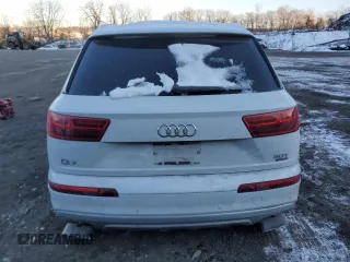 2017 Audi Q7 Premium Plus with VIN WA1LAAF76HD018067, listed as a Copart auction lot 41734245 with 138,716 mi miles and Salvage title. Bid and sale history available at DreamBid. Image 6.
