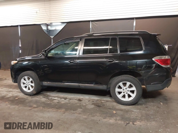 2013 Toyota Highlander with VIN 5TDZA3EH8DS032069, listed as a IAAI auction lot 41795444 with 158,920 mi miles and . Bid and sale history available at DreamBid. Image 15.