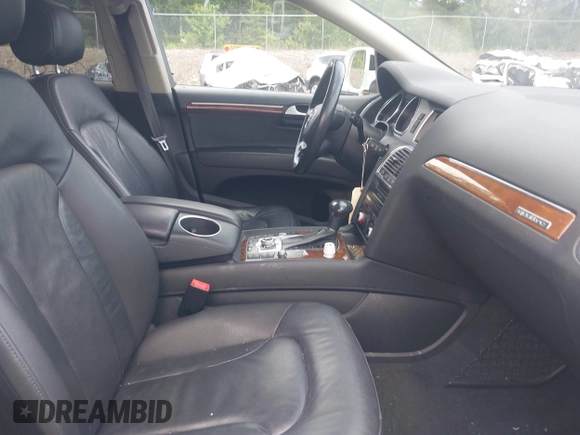 2015 Audi Q7 Premium Plus with VIN WA1LGAFE3FD008123, listed as a IAAI auction lot 42524845 with 94,785 mi miles and . Bid and sale history available at DreamBid. Image 5.