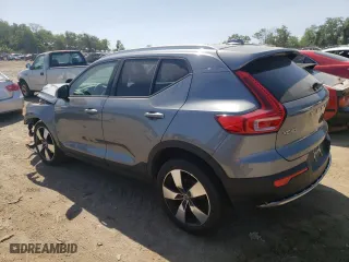 2019 Volvo XC40 Momentum with VIN YV4162UK3K2131387, listed as a Copart auction lot 66198303 with 13,032 mi miles. Bid and sale history available at carsss.com. Image 2.