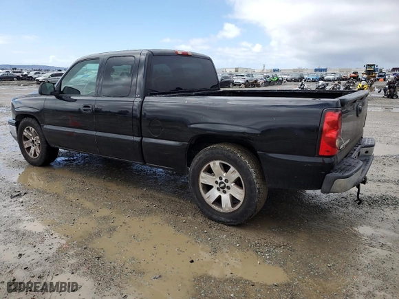 2006 Chevrolet Silverado 1500 LT1 with VIN 1GCEC19V36Z145300, listed as a Copart auction lot 49008245 with 220,425 mi miles and Clean Title. Bid and sale history available at carsss.com. Image 2.