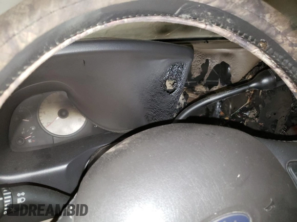 2006 Ford F-250 XL z VIN 1FTSW21Y76EA62434, wystawiony jako Copart lot #52322145 z przebiegiem Nie podano mil oraz Szkoda całkowita • Salvage title. Historia ofert i sprzedaży dostępna na DreamBid. Obrazek 9.
