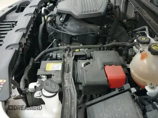 2020 Chevrolet Blazer LT z VIN 3GNKBHRS7LS600752, wystawiony jako IAAI lot #42927673 z przebiegiem 67 885 mil mil oraz . Historia ofert i sprzedaży dostępna na DreamBid. Obrazek 19.