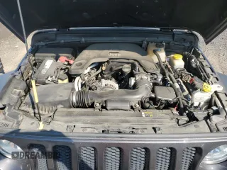 2018 Jeep Wrangler Unlimited Sport with VIN 1C4HJXDG4JW120883, listed as a Copart auction lot 62215845 with 58,632 mi miles and Salvage title. Bid and sale history available at DreamBid. Image 12.