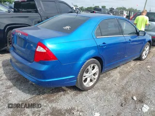 2012 Ford Fusion SE with VIN 3FAHP0HA8CR233436, listed as a IAAI auction lot 42708333 with 175,783 mi miles and . Bid and sale history available at DreamBid. Image 4.