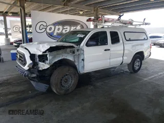 2022 Toyota Tacoma SR z VIN 3TYRX5GN5NT043968, wystawiony jako Copart lot #56029575 z przebiegiem 85 763 mil mil oraz Czysty tytuł • Clean title. Historia ofert i sprzedaży dostępna na DreamBid. Obrazek 1.