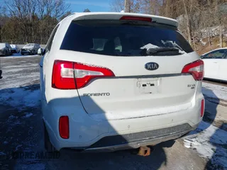 2014 Kia Sorento SX Limited with VIN 5XYKWDA73EG520883, listed as a IAAI auction lot 41391858 with 98,762 mi miles. Bid and sale history available at carsss.com. Image 20.