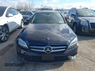 2019 Mercedes-Benz C 300 with VIN 55SWF8EB1KU319315, listed as a IAAI auction lot 41280828 with 81,845 mi miles and . Bid and sale history available at carsss.com. Image 12.