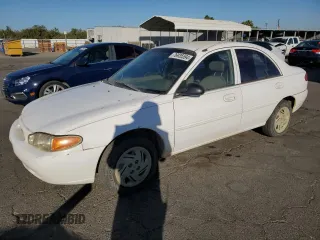 1998 Ford Escort SE with VIN 1FAFP13P0WW139108, listed as a Copart auction lot 76935594 with 28,413 mi miles and Clean Title. Bid and sale history available at carsss.com. Image 1.