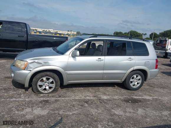 2002 Toyota Highlander with VIN JTEGF21A620053347, listed as a IAAI auction lot 41393410 with 77,753 mi miles. Bid and sale history available at carsss.com. Image 14.