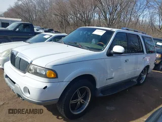 2001 Lincoln Navigator z VIN 5LMFU28R51LJ32175, wystawiony jako IAAI lot #41473282 z przebiegiem 231 832 mil mil oraz . Historia ofert i sprzedaży dostępna na DreamBid. Obrazek 2.