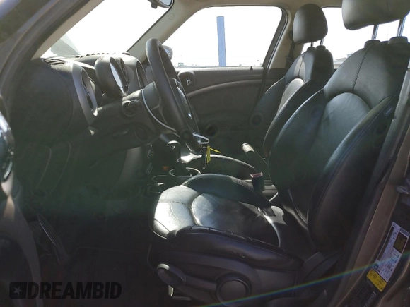 2011 MINI Countryman S with VIN WMWZC5C54BWL52742, listed as a Copart auction lot 54376635 with 124,887 mi miles and Clean Title. Bid and sale history available at DreamBid. Image 7.