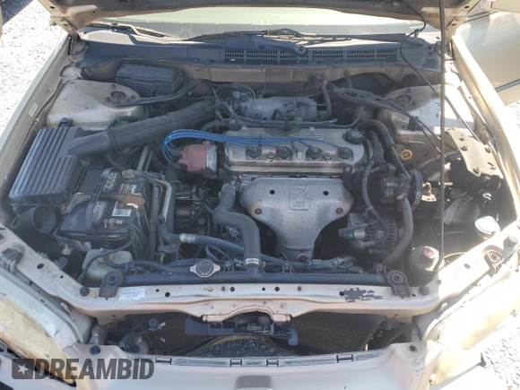 2000 Honda Accord LX z VIN JHMCG5646YC033318, wystawiony jako Copart lot #48492595 z przebiegiem 192 554 mil mil oraz Szkoda całkowita • Salvage title. Historia ofert i sprzedaży dostępna na DreamBid. Obrazek 13.