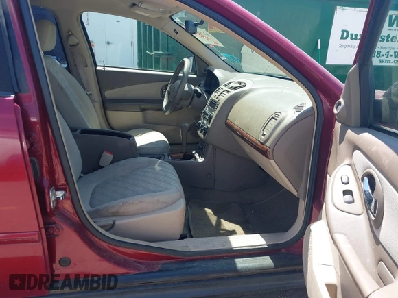2005 Chevrolet Malibu Maxx LS z VIN 1G1ZT64805F107449, wystawiony jako IAAI lot #42284443 z przebiegiem 180 906 mil mil oraz . Historia ofert i sprzedaży dostępna na DreamBid. Obrazek 5.