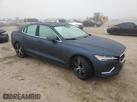 2022 Volvo S60 Plus Dark Theme with VIN 7JRL12TL4NG175850, listed as a Copart auction lot 46845555 with 36,625 mi miles and Salvage Title. Bid and sale history available at carsss.com. Image 4.