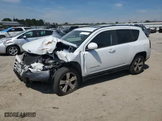 2016 Jeep Compass High Altitude Edition with VIN 1C4NJDEB7GD799640, listed as a Copart auction lot 49576635 with 52,221 mi miles and Salvage Title. Bid and sale history available at carsss.com. Image 1.