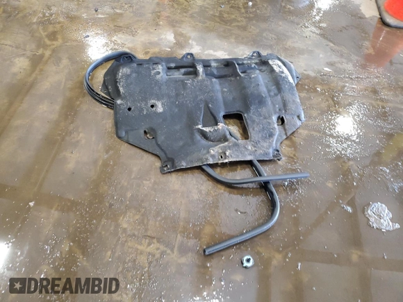 2013 Ford Focus SE with VIN 1FADP3F22DL249403, listed as a Copart auction lot 62295645 with 83,328 mi miles and Salvage title. Bid and sale history available at DreamBid. Image 12.