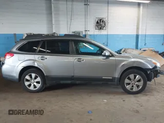 2010 Subaru Outback Limited with VIN 4S4BRBJC8A3385399, listed as a IAAI auction lot 42308329 with 195,008 mi miles and . Bid and sale history available at DreamBid. Image 13.