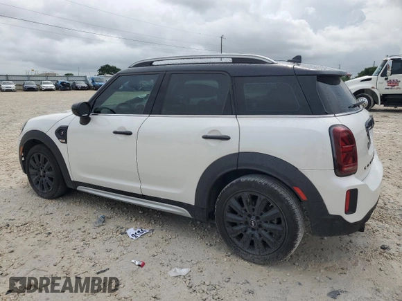 2024 MINI Countryman Cooper S with VIN WMZ53BR02R3R42266, listed as a Copart auction lot 60593504 with 0 mi miles and Non Repairable. Bid and sale history available at carsss.com. Image 2.