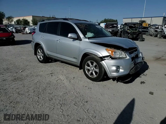 2010 Toyota RAV4 Limited z VIN 2T3DK4DV1AW019615, wystawiony jako Copart lot #55572924 z przebiegiem 160 025 mil mil oraz Szkoda całkowita • Salvage title. Historia ofert i sprzedaży dostępna na DreamBid. Obrazek 10.