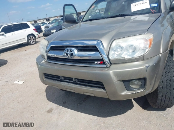2006 Toyota 4Runner SR5 with VIN JTEBU14RX60083503, listed as a IAAI auction lot 41773466 with 241,815 mi miles. Bid and sale history available at carsss.com. Image 12.