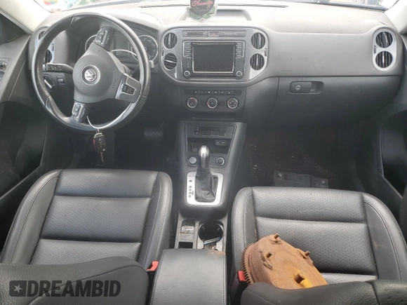 2017 Volkswagen Tiguan S with VIN WVGBV7AXXHK012411, listed as a Copart auction lot 53929045 with Not Provided miles and Clean Title. Bid and sale history available at DreamBid. Image 8.