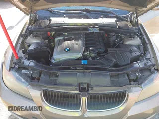 2006 BMW 3 Series 325xi with VIN WBAVD13546KV03001, listed as a IAAI auction lot 42392670 with Not provided miles and . Bid and sale history available at DreamBid. Image 10.