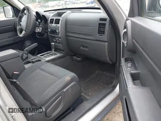 2011 Dodge Nitro SE with VIN 1D4PU2GK5BW532661, listed as a IAAI auction lot 42552873 with 132,372 mi miles and . Bid and sale history available at DreamBid. Image 5.