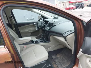 2017 Ford Escape SE with VIN 1FMCU9G96HUC12475, listed as a IAAI auction lot 41741342 with 102,823 mi miles. Bid and sale history available at carsss.com. Image 5.