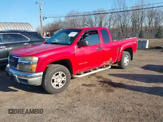 2004 GMC Canyon SLE Z71 with VIN 1GTDT196048219974, listed as a IAAI auction lot 41646302 with 227,684 mi miles. Bid and sale history available at carsss.com. Image 2.