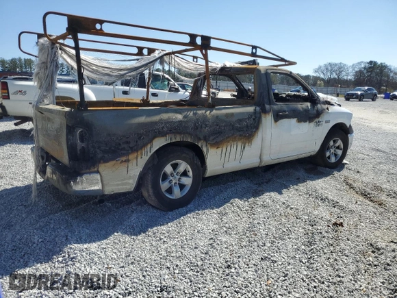 2017 Ram 1500 Tradesman z VIN 3C6JR6DT9HG631829, wystawiony jako Copart lot #48333395 z przebiegiem Nie podano mil oraz Nie do naprawy • Non repairable. Historia ofert i sprzedaży dostępna na DreamBid. Obrazek 3.