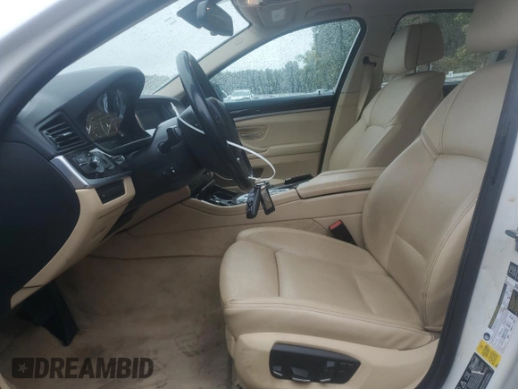 2014 BMW 5 Series 528i xDrive with VIN WBA5A7C52ED614418, listed as a Copart auction lot 68406324 with 139,548 mi miles and Salvage Title. Bid and sale history available at carsss.com. Image 7.