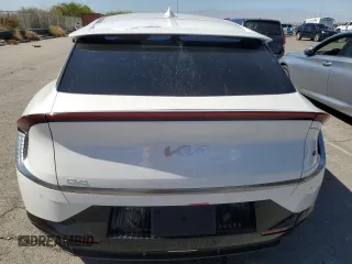 2024 Kia EV6 Wind with VIN KNDC34LAXR5213764, listed as a Copart auction lot 73032434 with 3,239 mi miles and Salvage Title. Bid and sale history available at carsss.com. Image 6.
