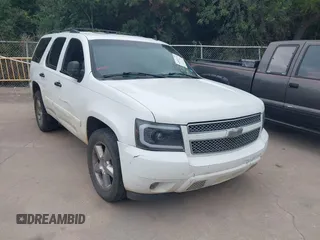 2008 Chevrolet Tahoe 3LT with VIN 1GNFC13J68R127765, listed as a IAAI auction lot 42652336 with 294,190 mi miles and . Bid and sale history available at DreamBid. Image 1.
