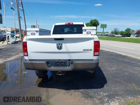 2015 Ram 2500 Tradesman с VIN 3C6TR5HT1FG524655, выставлен на аукционе IAAI как лот 42180369 с пробегом 167 159 миль миль и . История ставок и продаж доступна на DreamBid. Изображение 16.