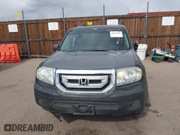 2011 Honda Pilot EX-L with VIN 5FNYF4H65BB066162, listed as a IAAI auction lot 41841588 with 387,036 mi miles and . Bid and sale history available at carsss.com. Image 12.