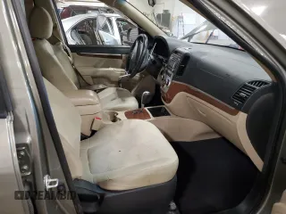 2009 Hyundai Santa Fe GL z VIN 5NMSG13E59H236156, wystawiony jako Copart lot #50739185 z przebiegiem 120 078 mil mil oraz Czysty tytuł • Clean title. Historia ofert i sprzedaży dostępna na DreamBid. Obrazek 7.