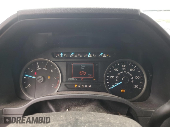 2019 Ford F-150 XL with VIN 1FTEW1E55KFC10642, listed as a Copart auction lot 62811755 with 128,286 mi miles and Salvage title. Bid and sale history available at DreamBid. Image 9.