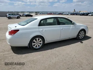 2005 Toyota Avalon XL z VIN 4T1BK36B25U061701, wystawiony jako Copart lot #58007825 z przebiegiem 207 885 mil mil oraz Szkoda całkowita • Salvage title. Historia ofert i sprzedaży dostępna na DreamBid. Obrazek 3.