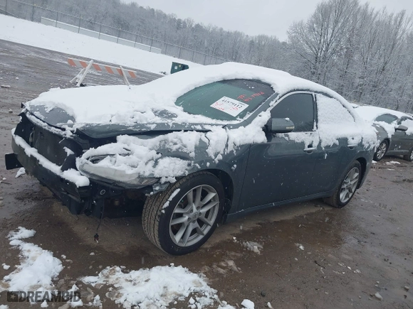2010 Nissan Maxima 3.5 SV w/Premium Pkg with VIN 1N4AA5AP8AC802263, listed as a IAAI auction lot 41579112 with 110,548 mi miles. Bid and sale history available at carsss.com. Image 2.