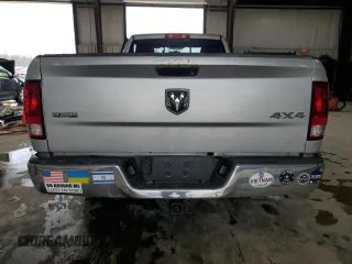2012 Ram 1500 Tradesman z VIN 3C6JD7DT4CG110093, wystawiony jako Copart lot #53642215 z przebiegiem 110 996 mil mil oraz Szkoda całkowita • Salvage title. Historia ofert i sprzedaży dostępna na DreamBid. Obrazek 6.
