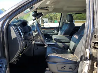 2015 Ram 3500 Laramie with VIN 3C63RRMLXFG657265, listed as a Copart auction lot 80014074 with 189,436 mi miles and Clean Title. Bid and sale history available at carsss.com. Image 7.